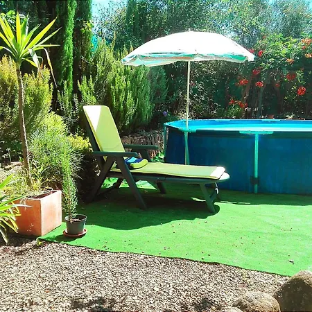 Casa de Férias CR LA CUMBRE-Piscina Natural, Desconexión y Confort con vistas a Sierra de Gata TR-CC-00490 Gata