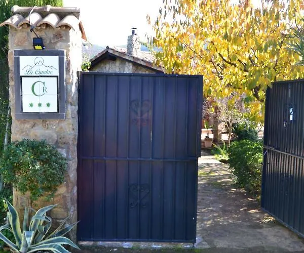 Casa de Férias CR LA CUMBRE-Piscina Natural, Desconexión y Confort con vistas a Sierra de Gata TR-CC-00490 *